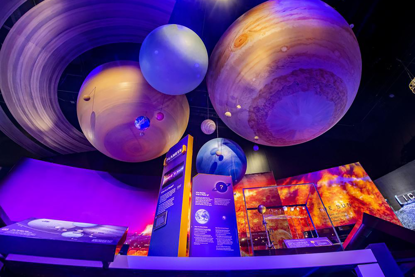 Planeten und interaktive Weltraum-Ausstellung im Smithsonian Museum in Washington D.C.