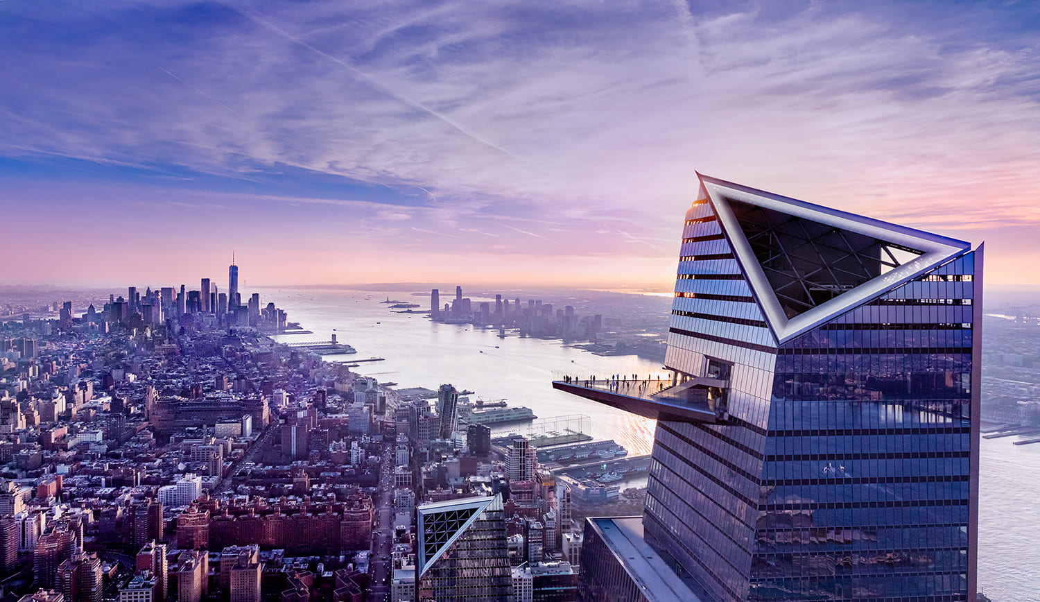 Edge Aussichtsplattform in Hudson Yards bei Sonnenuntergang mit Blick über Manhattan und den Hudson River