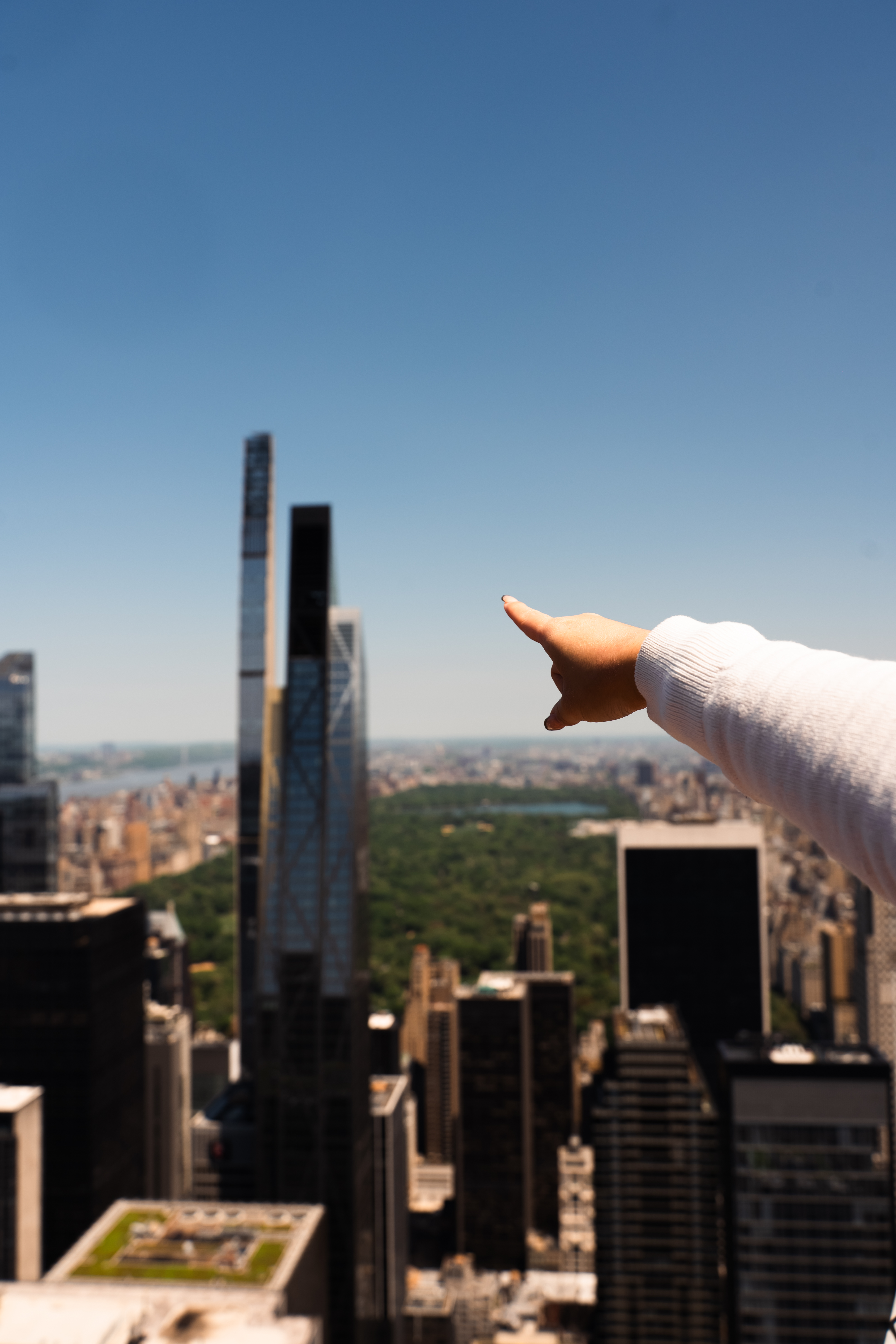 Blick vom Top of the Rock über die Wolkenkratzer von Midtown Manhattan bis zum Central Park
